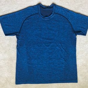 Lululemon athletica Men’s XXL Blue Short Sleeve Shirt